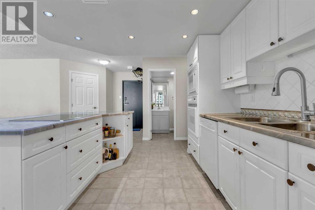 Single Family House for Sale in    Avenue SW Downtown West End Calgary 