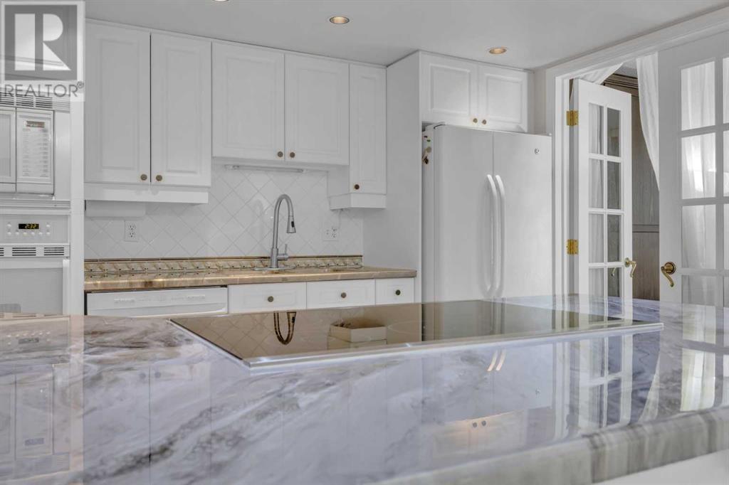 Single Family House for Sale in    Avenue SW Downtown West End Calgary 