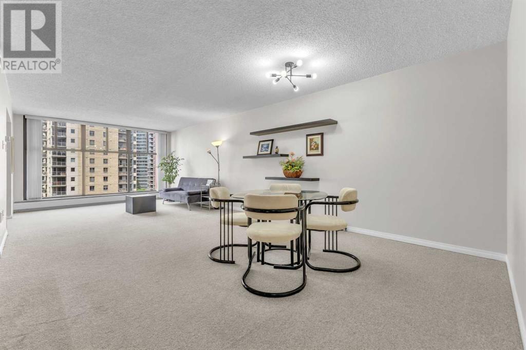 Single Family House for Sale in    Avenue SW Downtown West End Calgary 