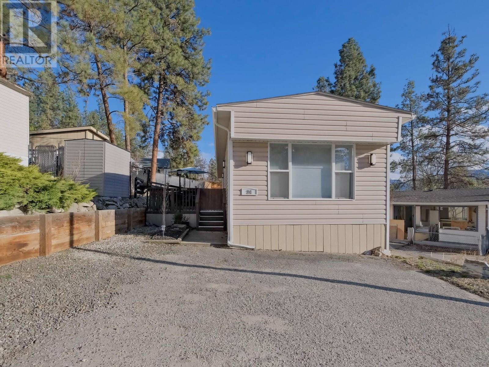 24 1860 Boucherie Road, West Kelowna