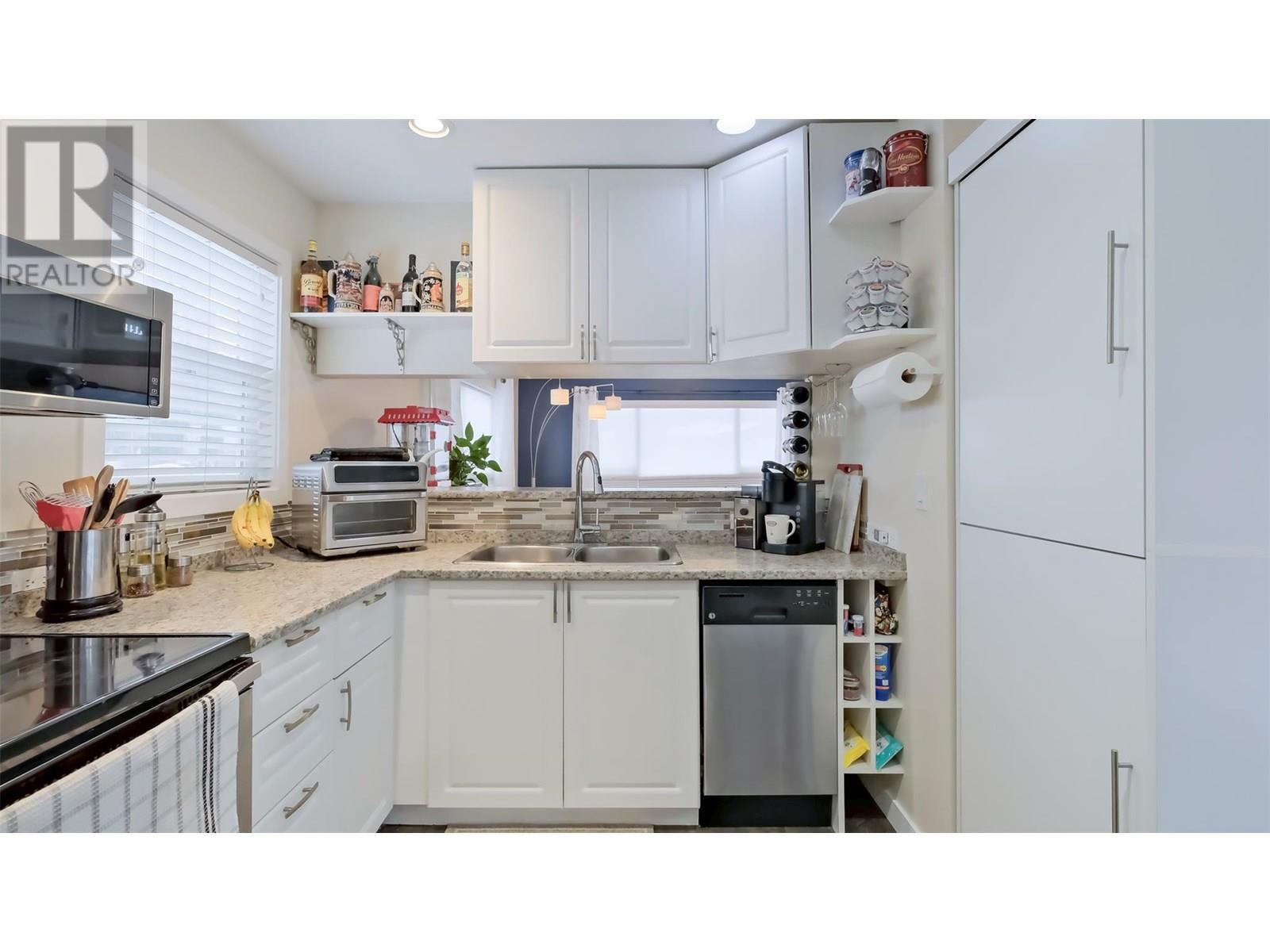24 1860 Boucherie Road, West Kelowna