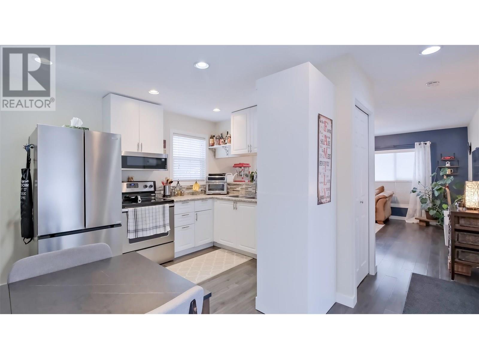 24 1860 Boucherie Road, West Kelowna