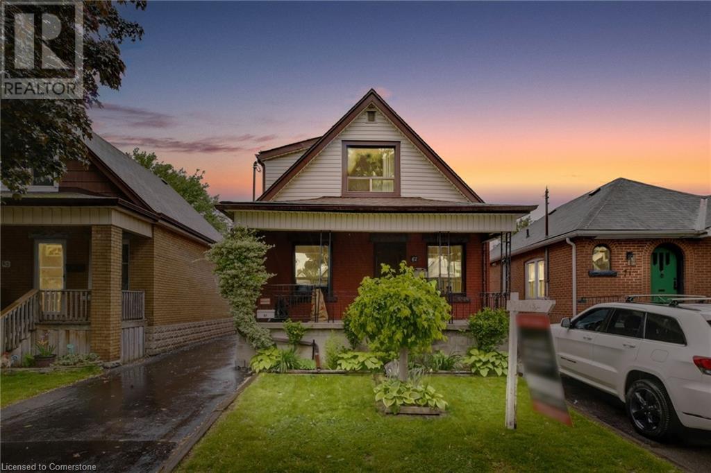 Photo 8 of 67 Cope Street, Hamilton ON