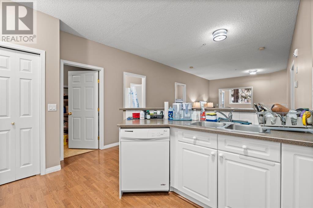 Single Family House for Sale in    Avenue SW Beltline Calgary 