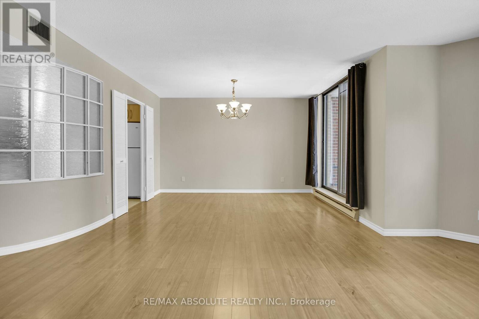Photo 26 of 203 50 Emmerson Avenue, Ottawa ON