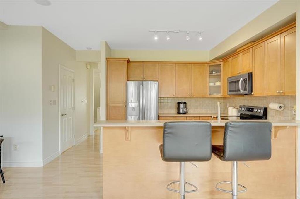 Photo 18 of 46 16760 61 Avenue, Surrey BC