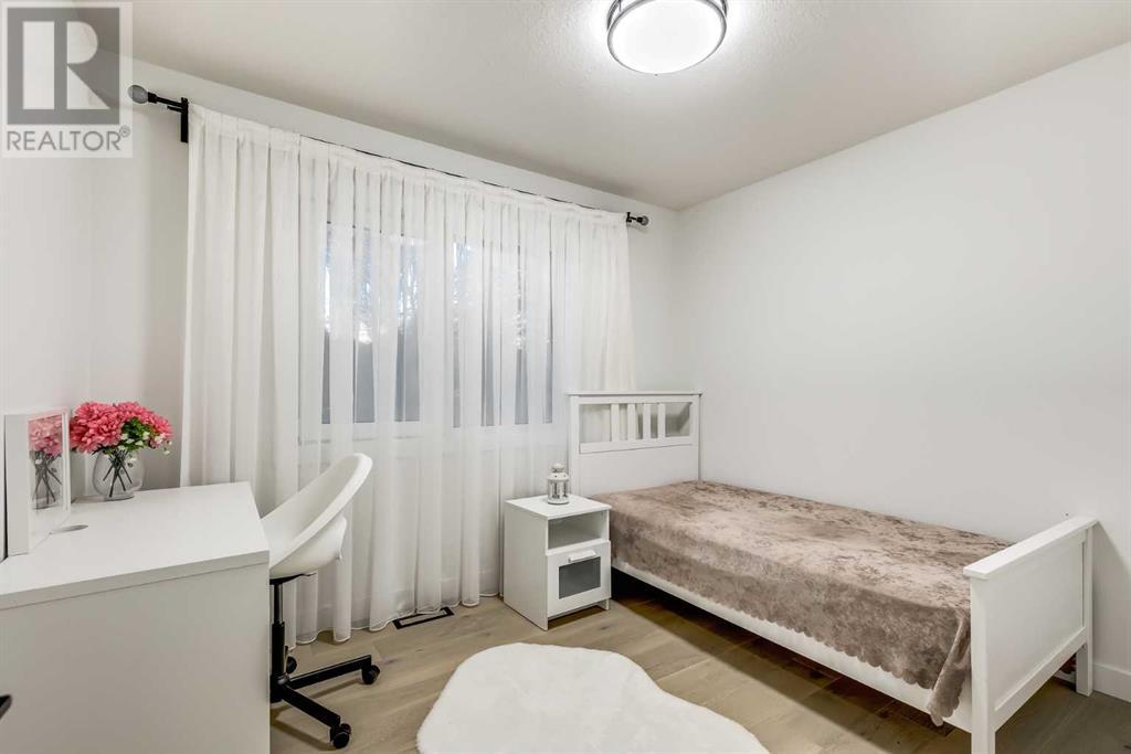 7216 5 Street SW, Calgary, Alberta