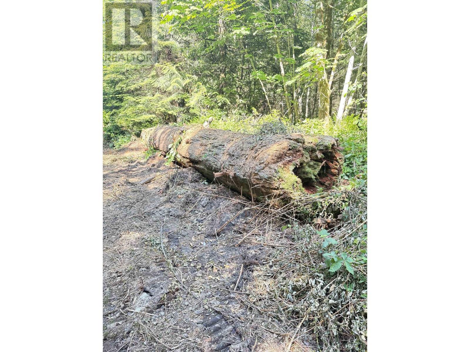 Lot D ELPHINSTONE CROSSING, Gibsons