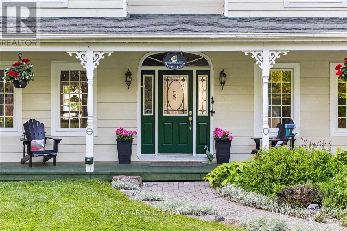 Photo 5 of 4098 Armitage Avenue, Ottawa ON
