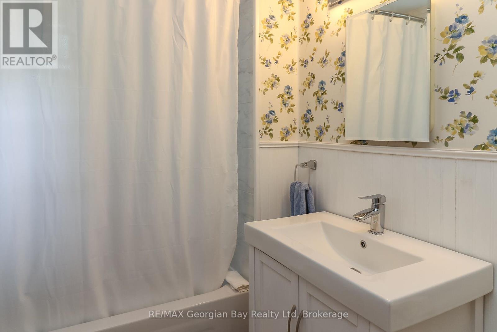 Photo 28 of 525 Yonge Street, Midland ON