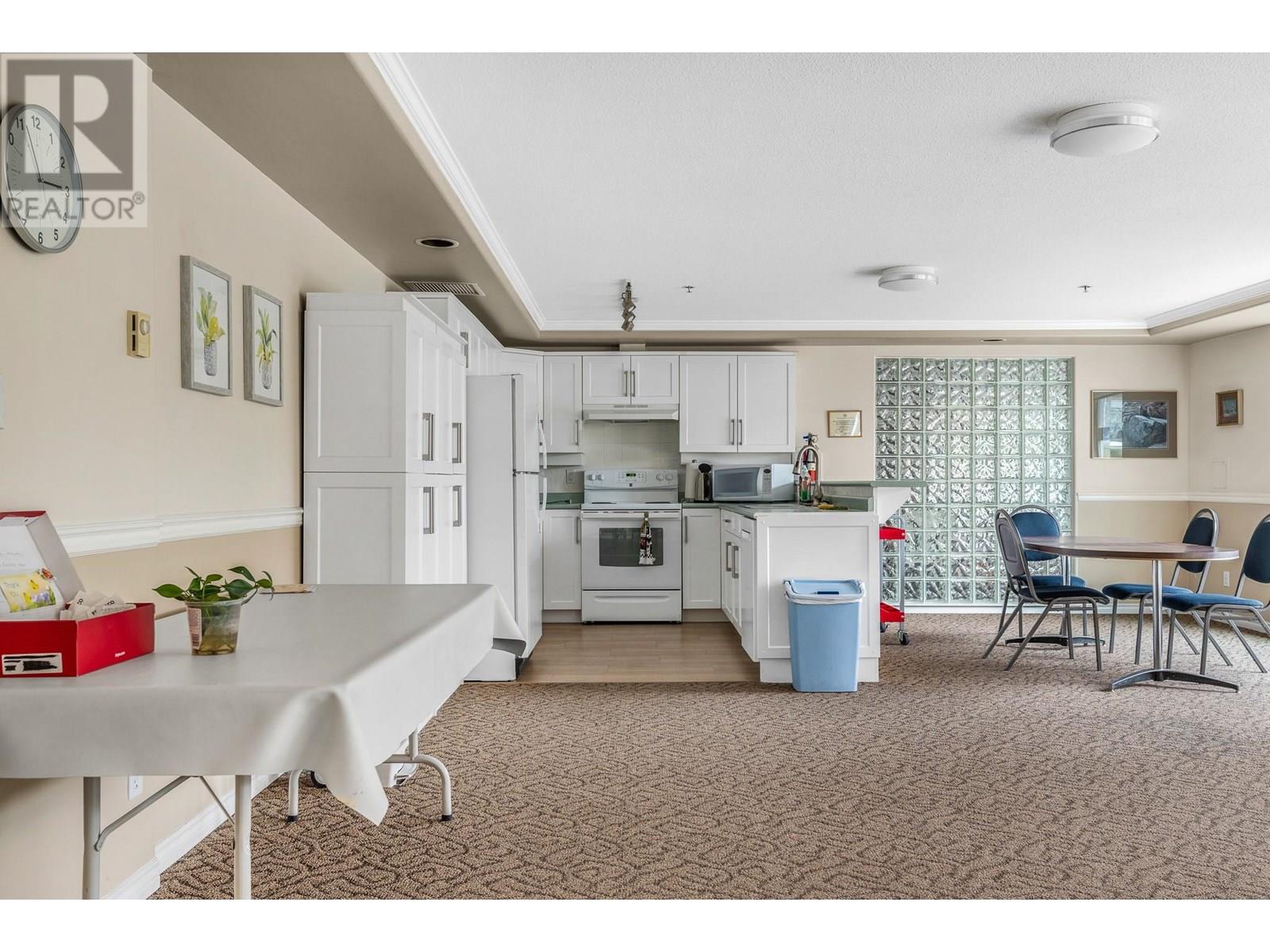 3300 Centennial Drive Unit# 213, Vernon