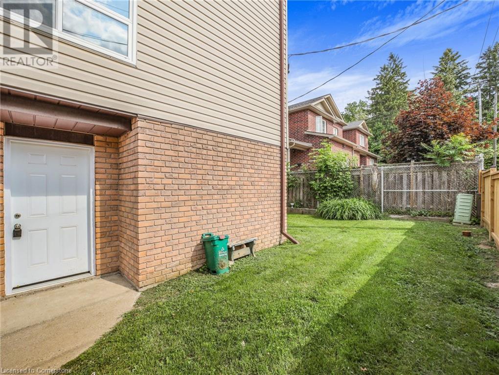 Photo 34 of 24 Bond Street Unit A, Brantford ON
