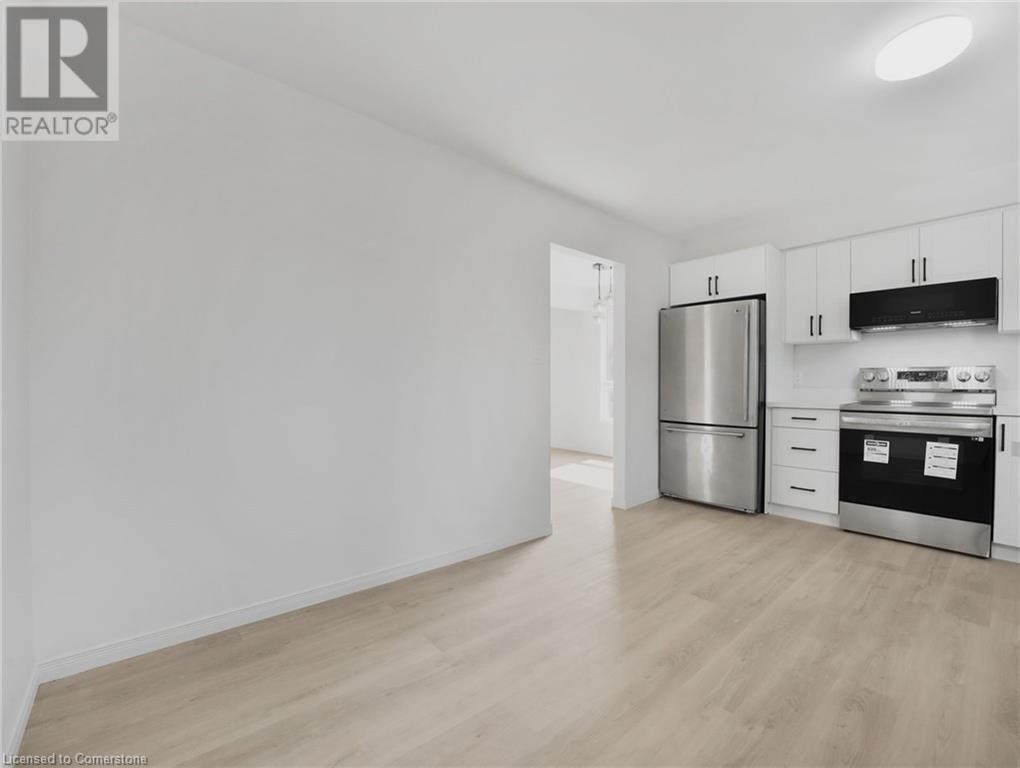 Photo 11 of 24 Bond Street Unit A, Brantford ON
