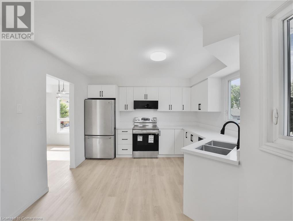 Photo 12 of 24 Bond Street Unit A, Brantford ON