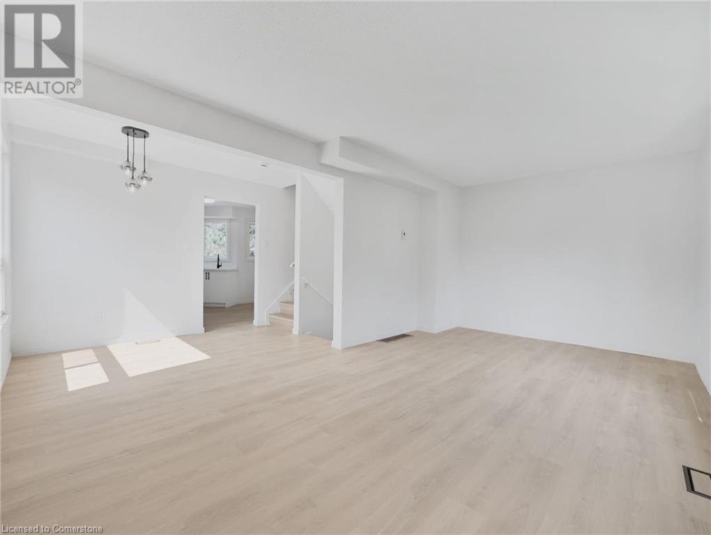 Photo 5 of 24 Bond Street Unit A, Brantford ON
