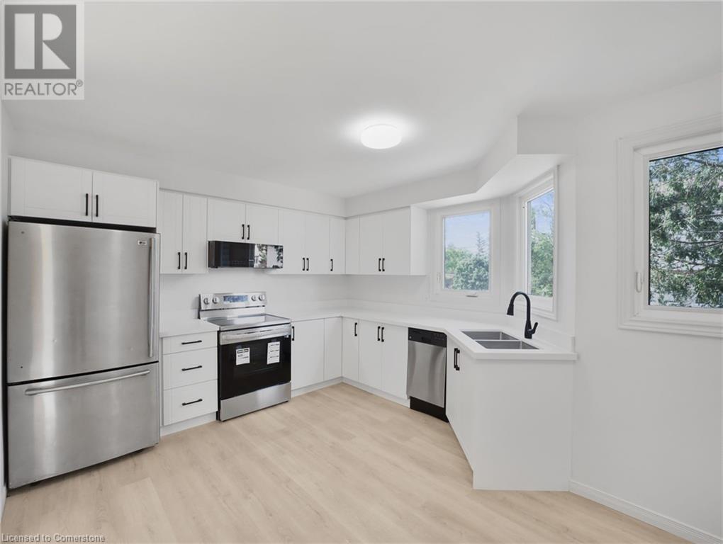 Photo 13 of 24 Bond Street Unit A, Brantford ON