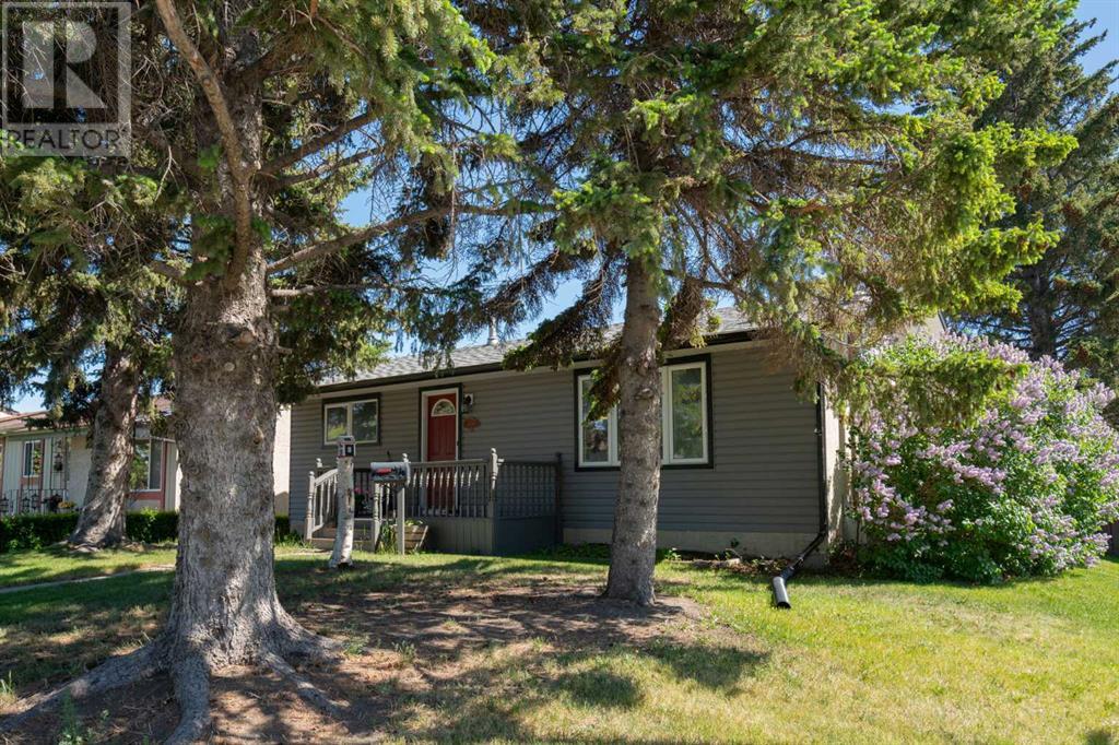 Single Family House Bungalow for Sale in  Marcombe Way NE Marlborough Calgary 