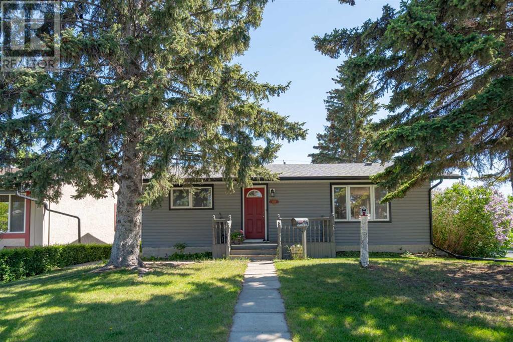 Single Family House Bungalow for Sale in  Marcombe Way NE Marlborough Calgary 