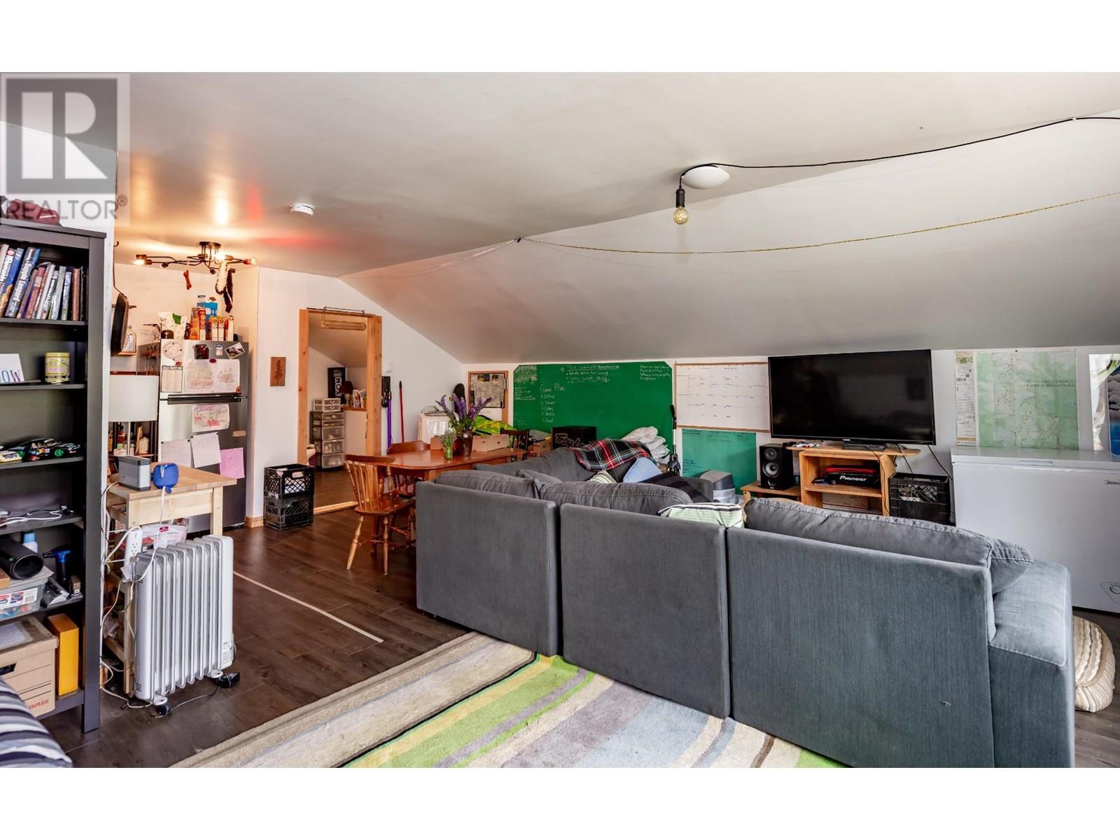  3915 OLD RED MOUNTAIN Road, Rossland