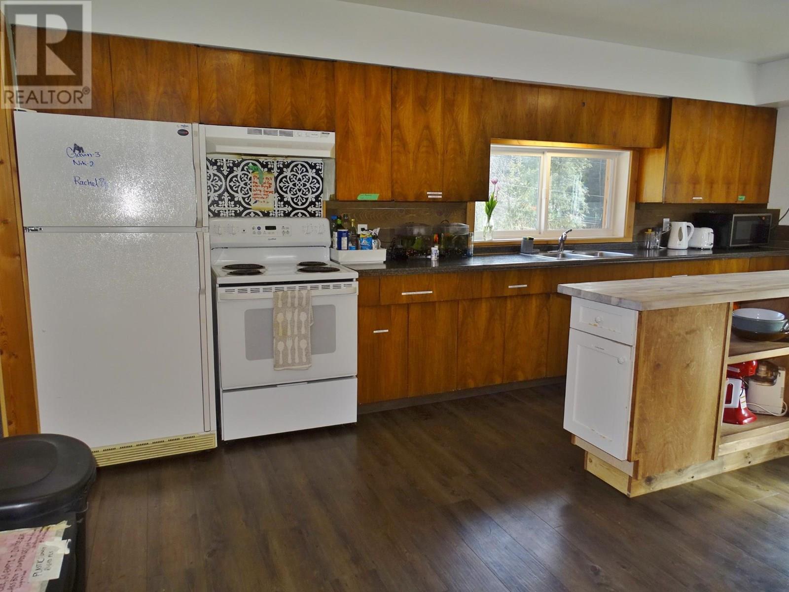  3915 OLD RED MOUNTAIN Road, Rossland