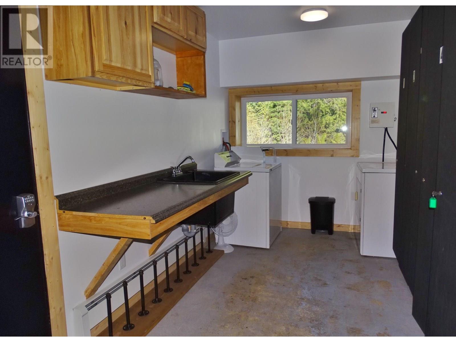  3915 OLD RED MOUNTAIN Road, Rossland