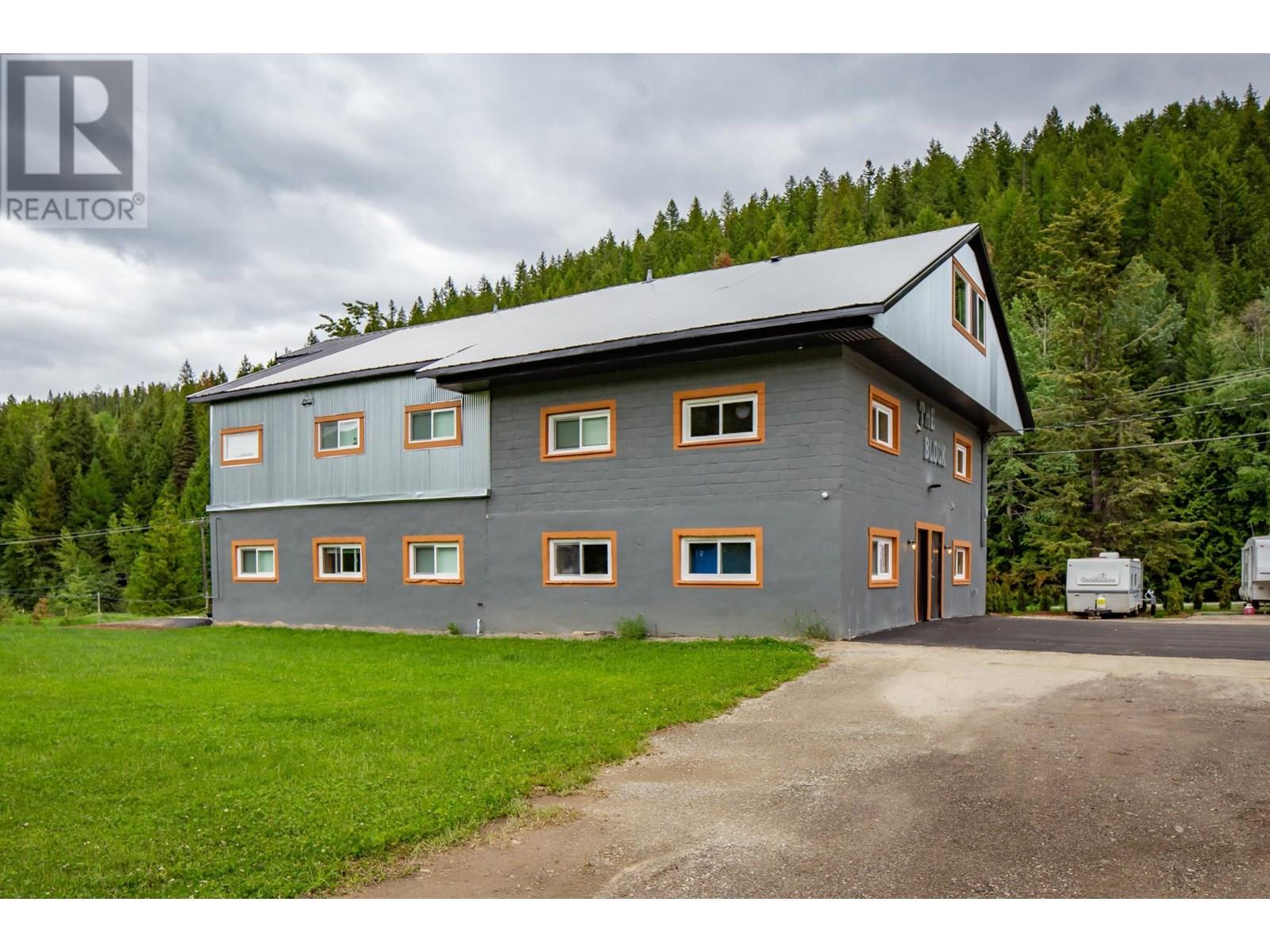  3915 OLD RED MOUNTAIN Road, Rossland