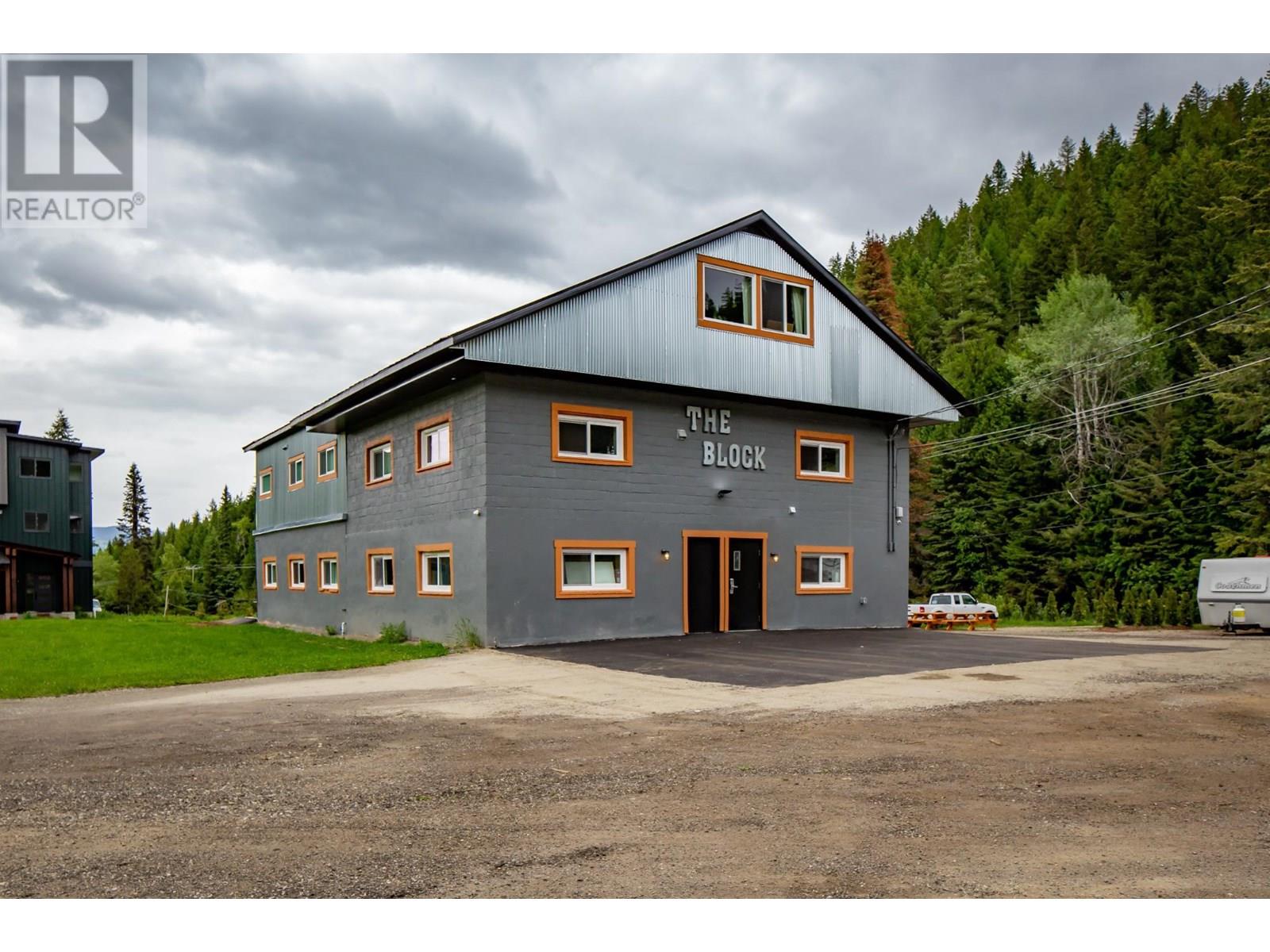  3915 OLD RED MOUNTAIN Road, Rossland