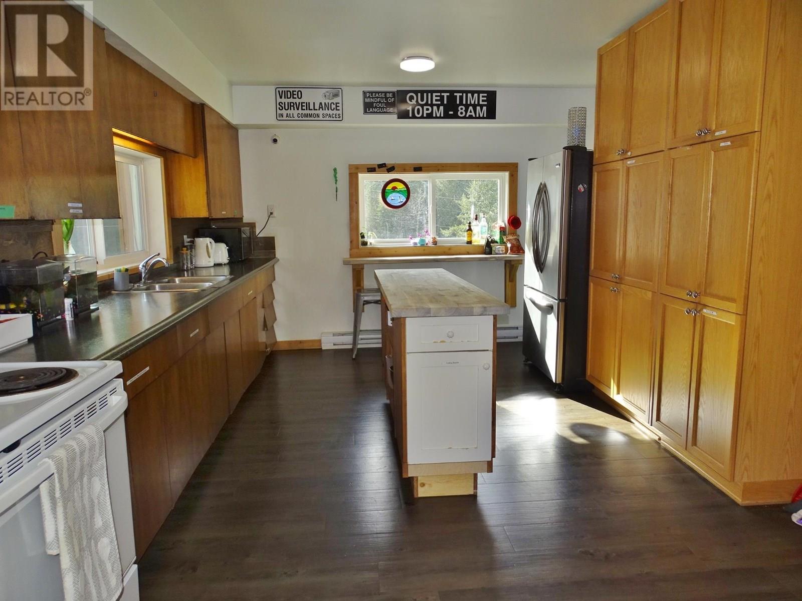  3915 OLD RED MOUNTAIN Road, Rossland