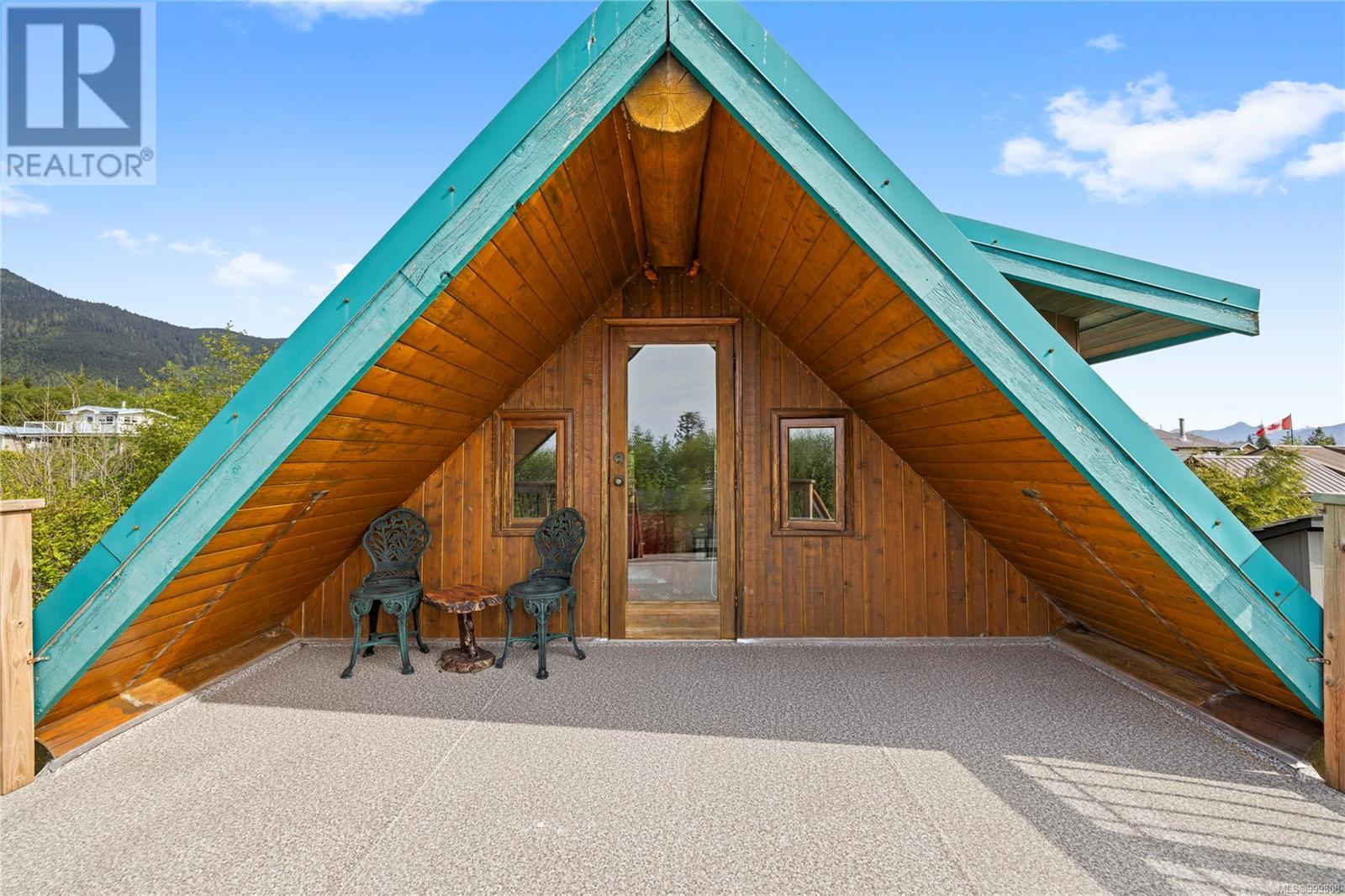 1082 Sixth Ave, Ucluelet