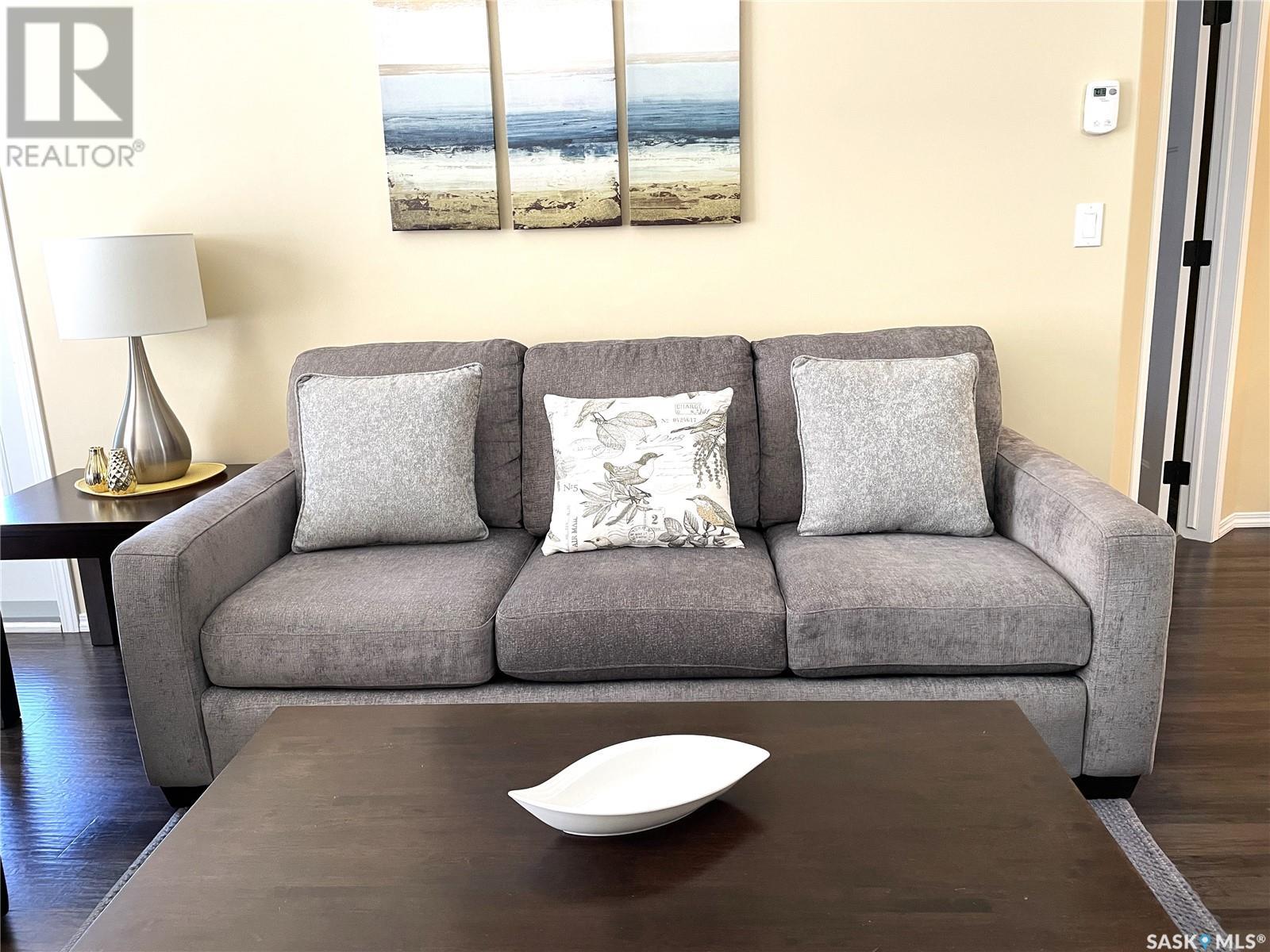 Photo 8 of 406 1220 Blackfoot Drive, Regina SK