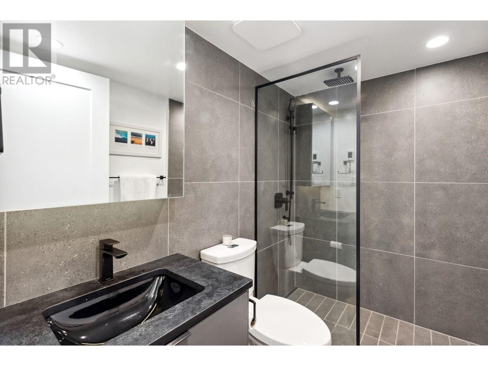 107 2023 FRANKLIN STREET, Vancouver real estate listing R3014984
