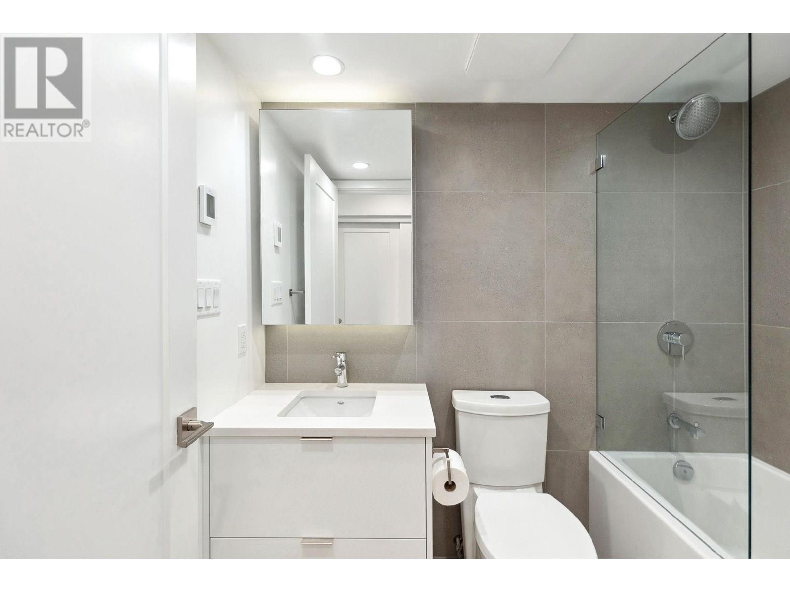 107 2023 FRANKLIN STREET, Vancouver real estate listing R3014984