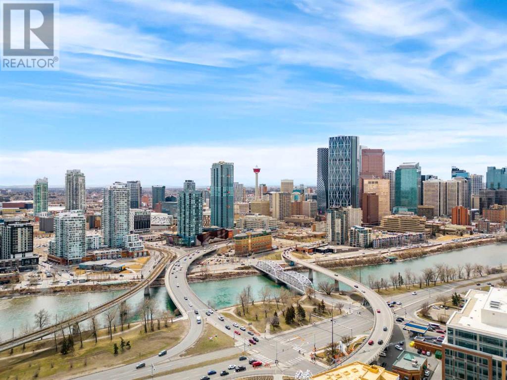Single Family House for Sale in    Street NE Crescent Heights Calgary 