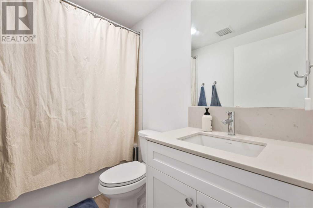 Single Family House for Sale in    Street NE Crescent Heights Calgary 