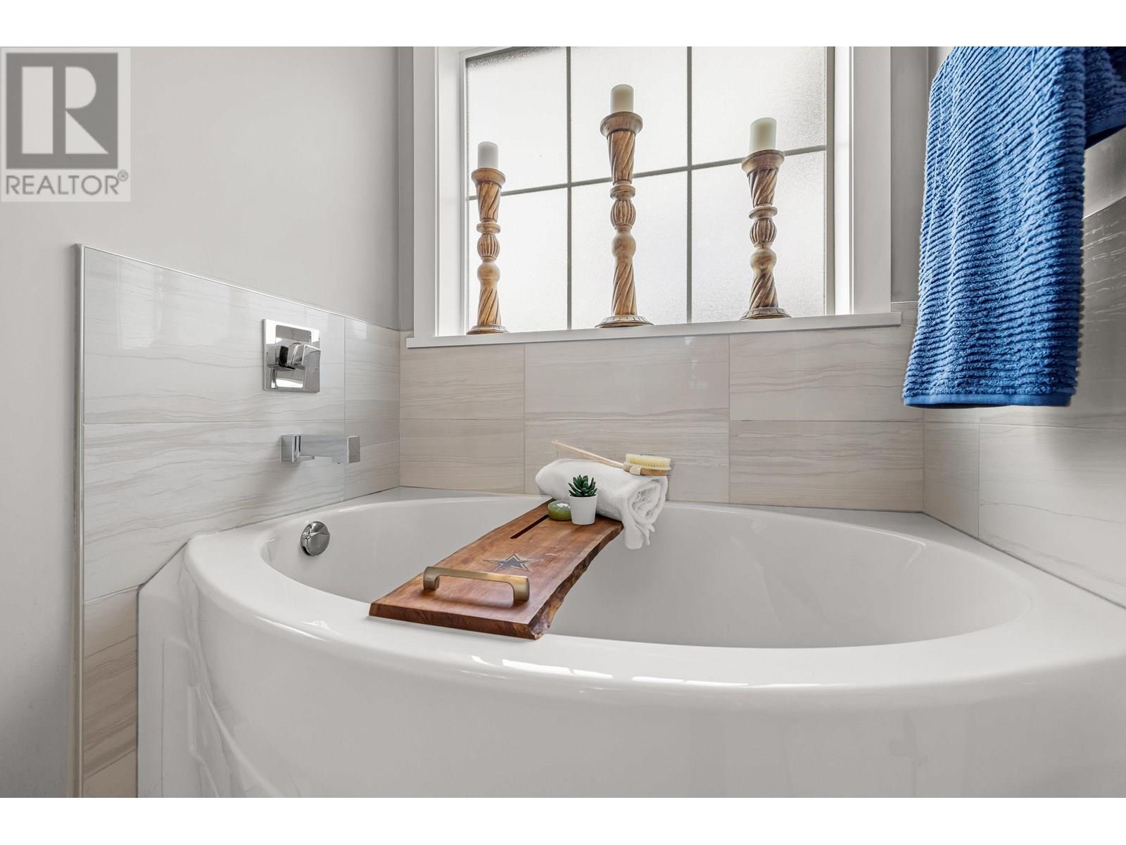 4 1488 VICTORIA DRIVE, Port Coquitlam real estate listing R2965499