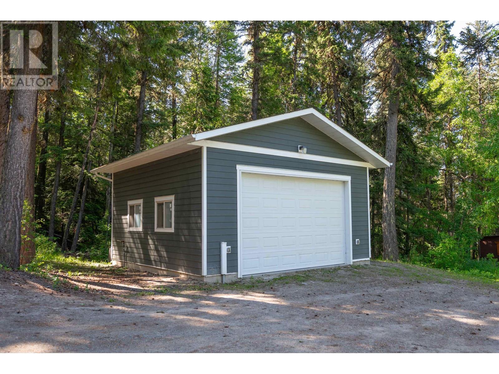 Photo 18 of 21665 West Lake Road, Prince George BC