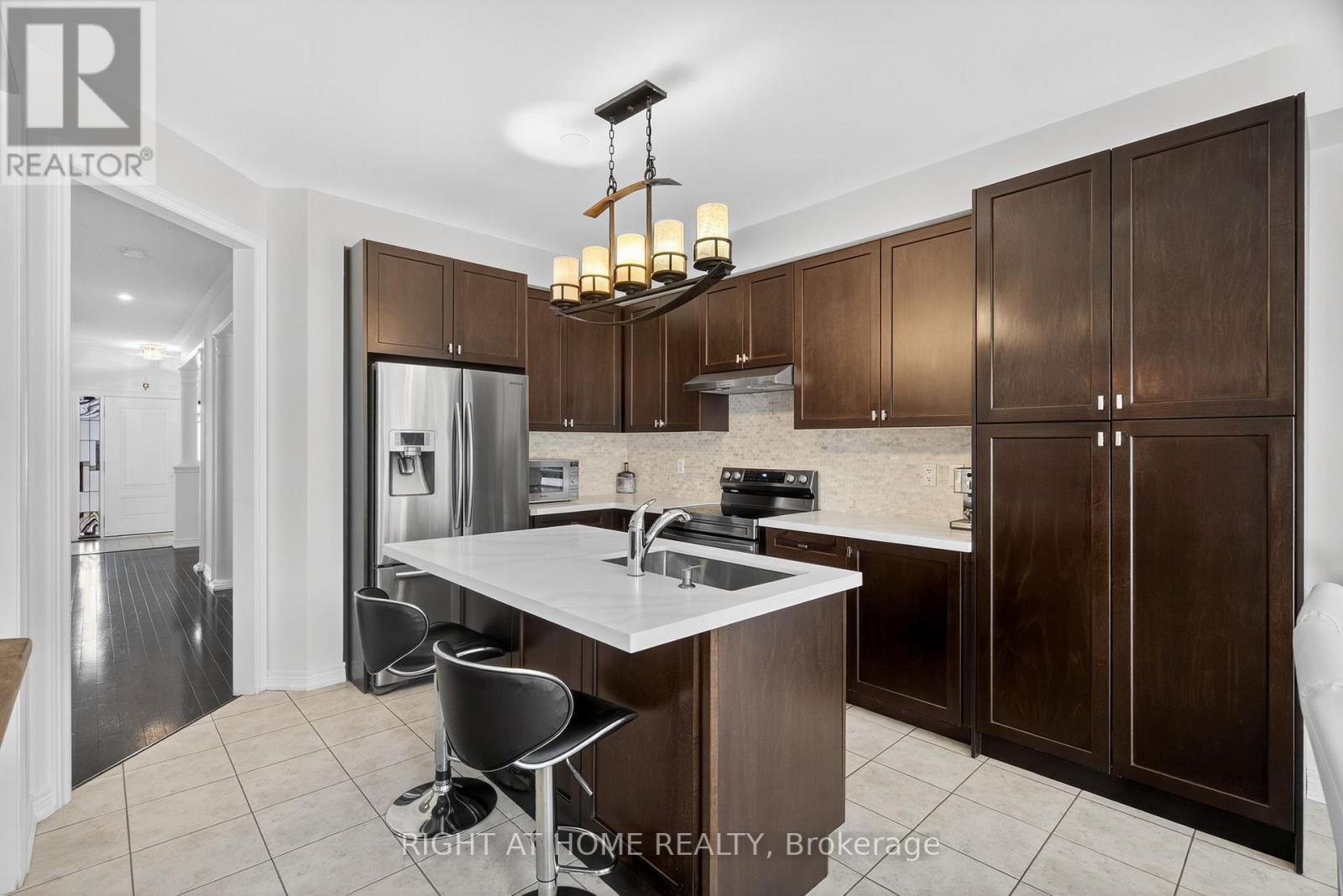 Single Family House for Sale in  CARRIER CRESCENT Vaughan (Patterson) 