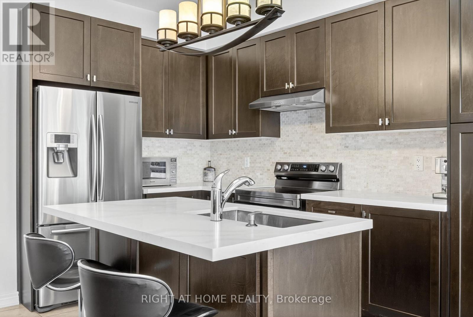 Single Family House for Sale in  CARRIER CRESCENT Vaughan (Patterson) 