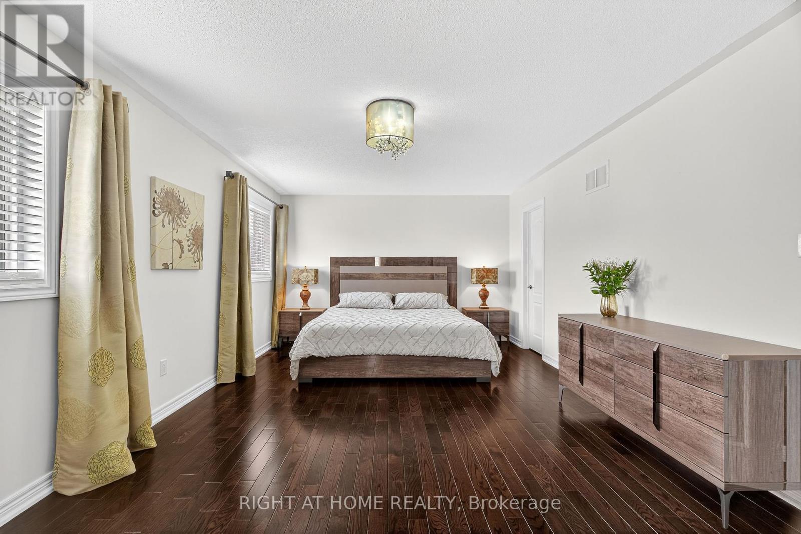 Single Family House for Sale in  CARRIER CRESCENT Vaughan (Patterson) 