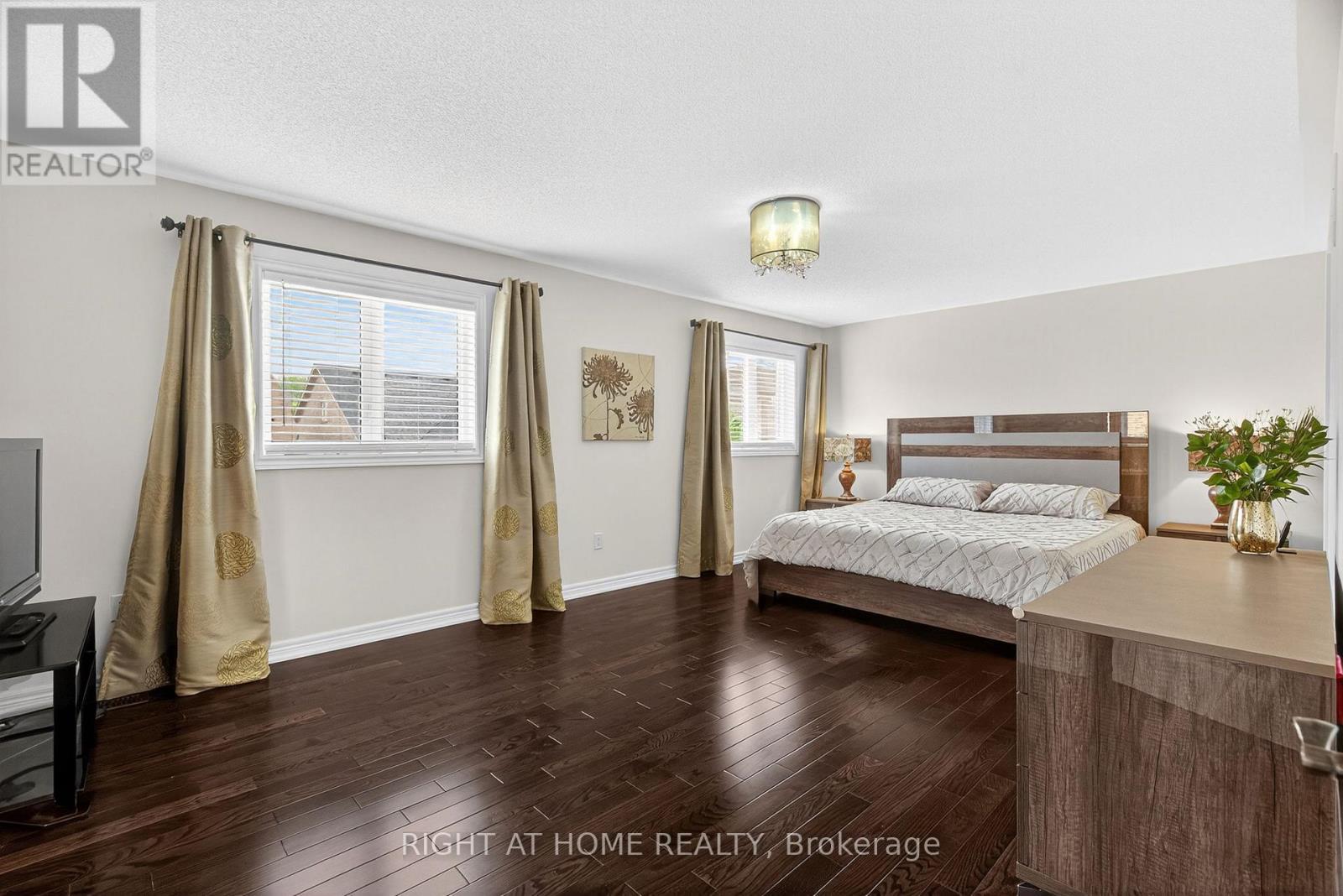 Single Family House for Sale in  CARRIER CRESCENT Vaughan (Patterson) 
