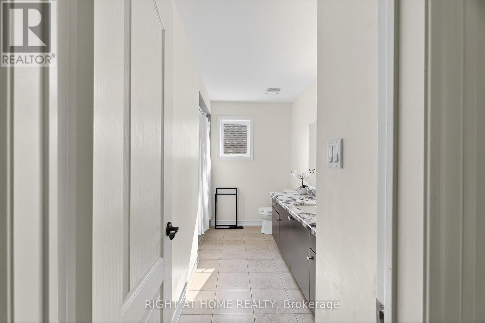 Single Family House for Sale in  CARRIER CRESCENT Vaughan (Patterson) 