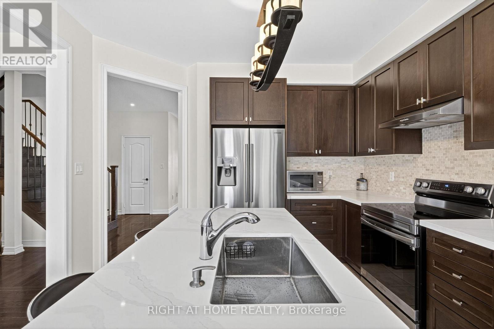 Single Family House for Sale in  CARRIER CRESCENT Vaughan (Patterson) 