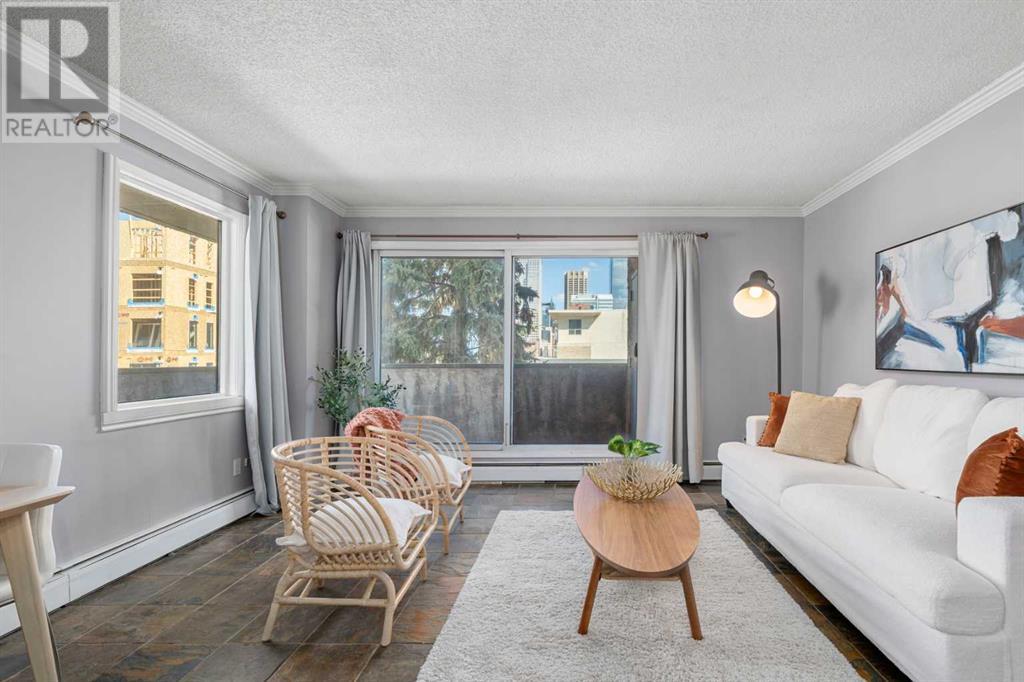 Single Family House for Sale in    Avenue SW Beltline Calgary 