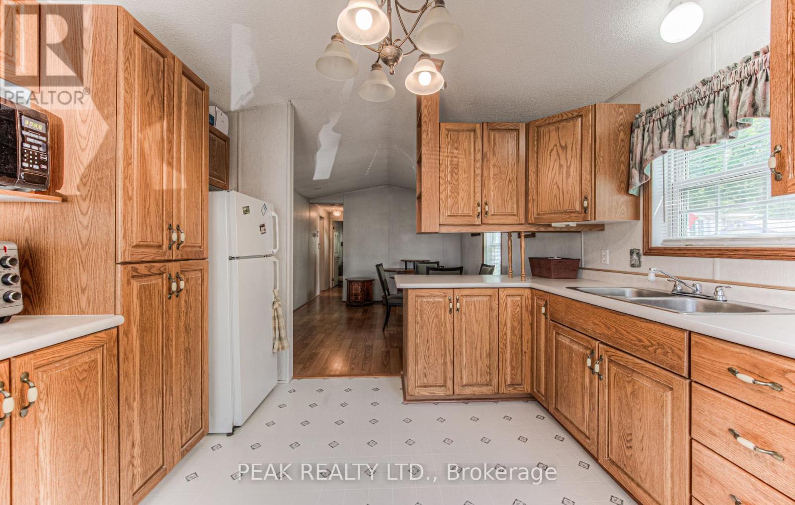 Photo 31 of 61 580 Beaver Creek Road, Waterloo ON