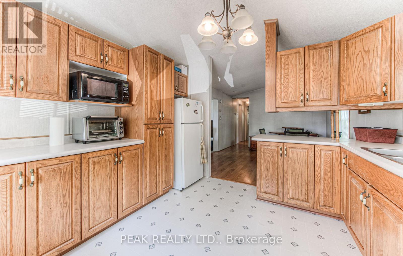 Photo 8 of 61 580 Beaver Creek Road, Waterloo ON