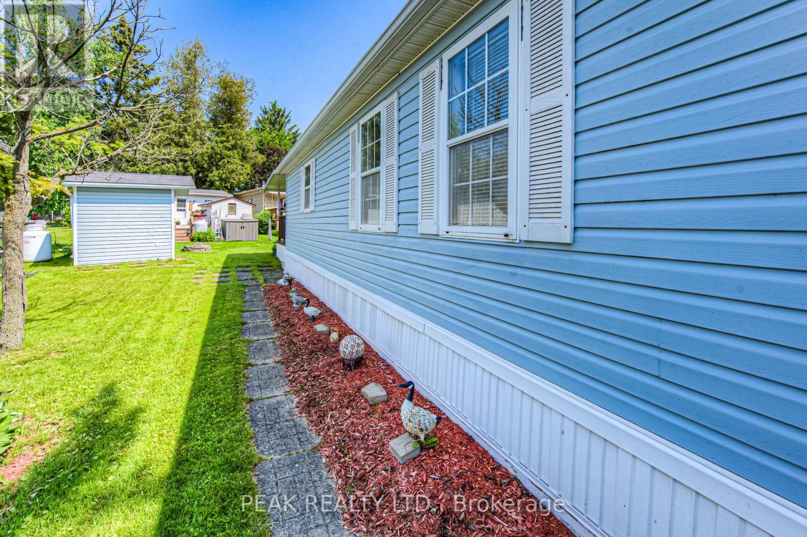 Photo 4 of 61 580 Beaver Creek Road, Waterloo ON