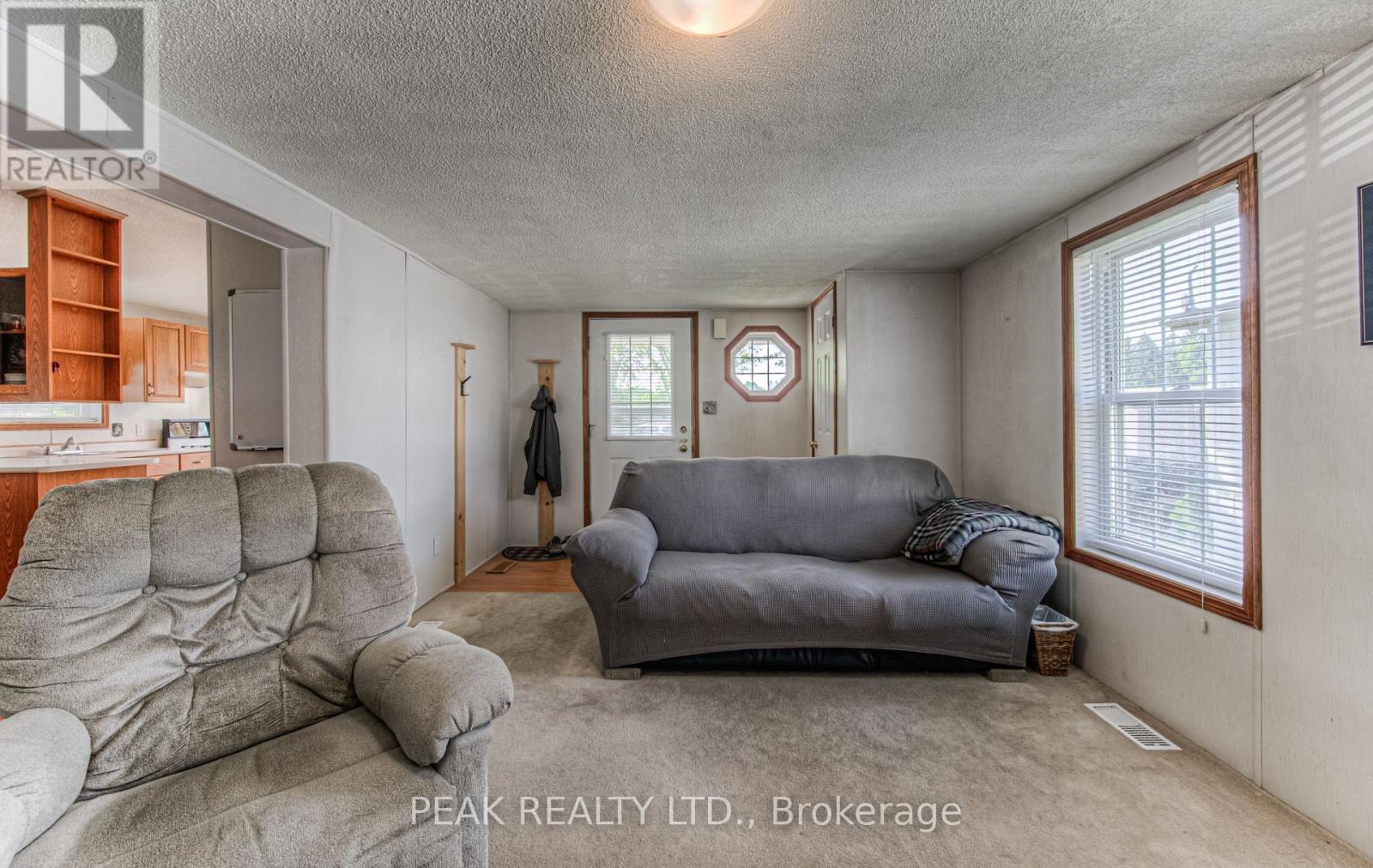 Photo 11 of 61 580 Beaver Creek Road, Waterloo ON
