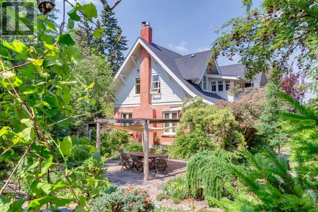Single Family House for Sale in  Carleton Street SW Upper Mount Royal Calgary 