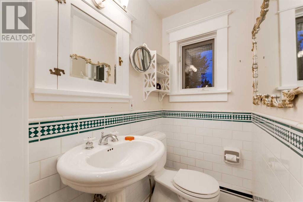 Single Family House for Sale in  Carleton Street SW Upper Mount Royal Calgary 