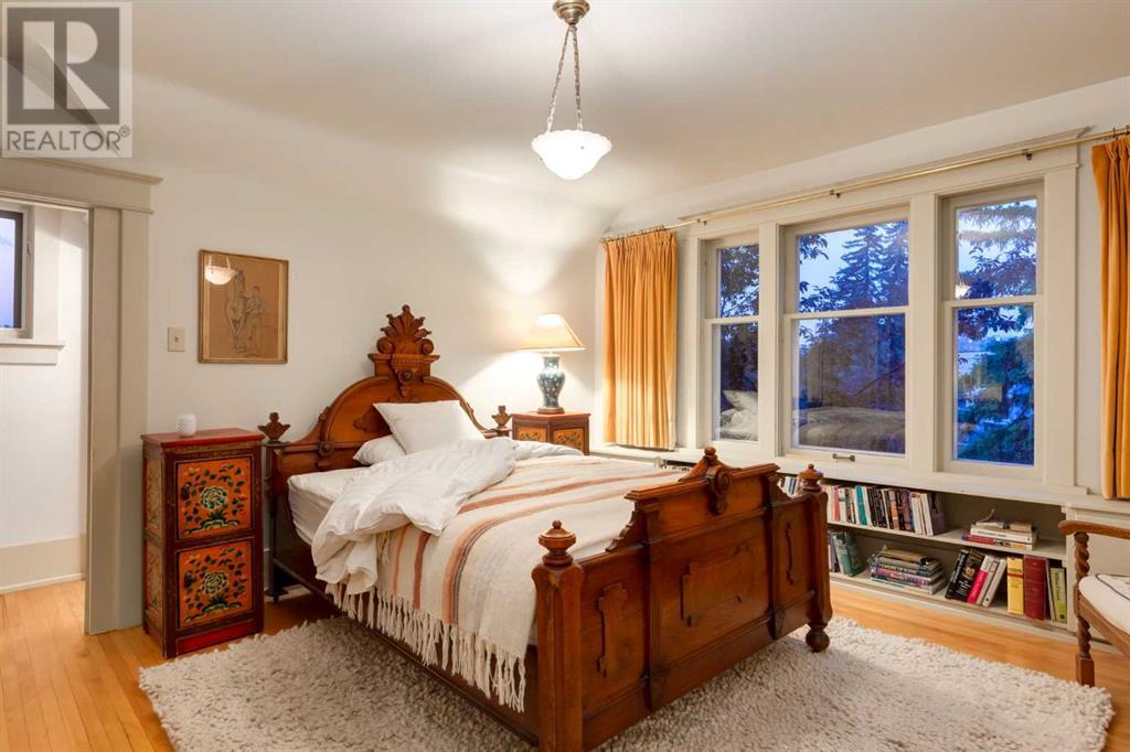 Single Family House for Sale in  Carleton Street SW Upper Mount Royal Calgary 